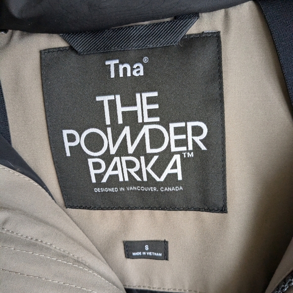 Aritzia Tna the powder parka - Picture 4 of 8